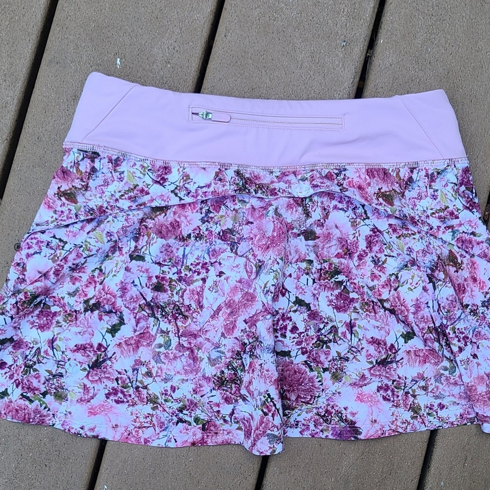 Lululemon skirt - Picture 5 of 8